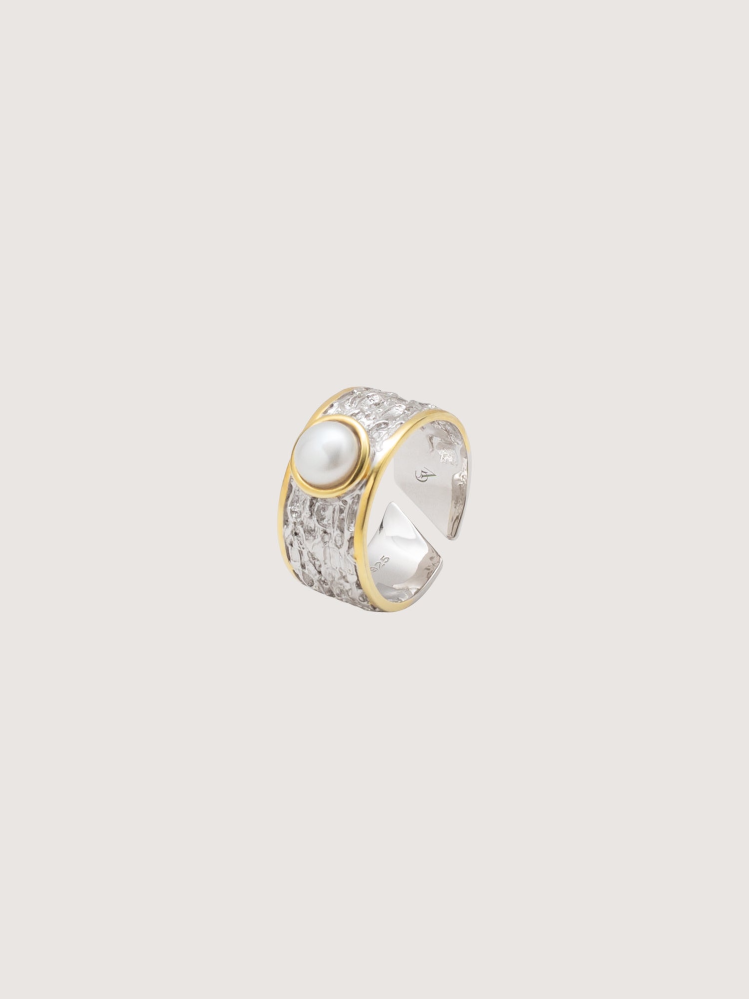 Ring AVA