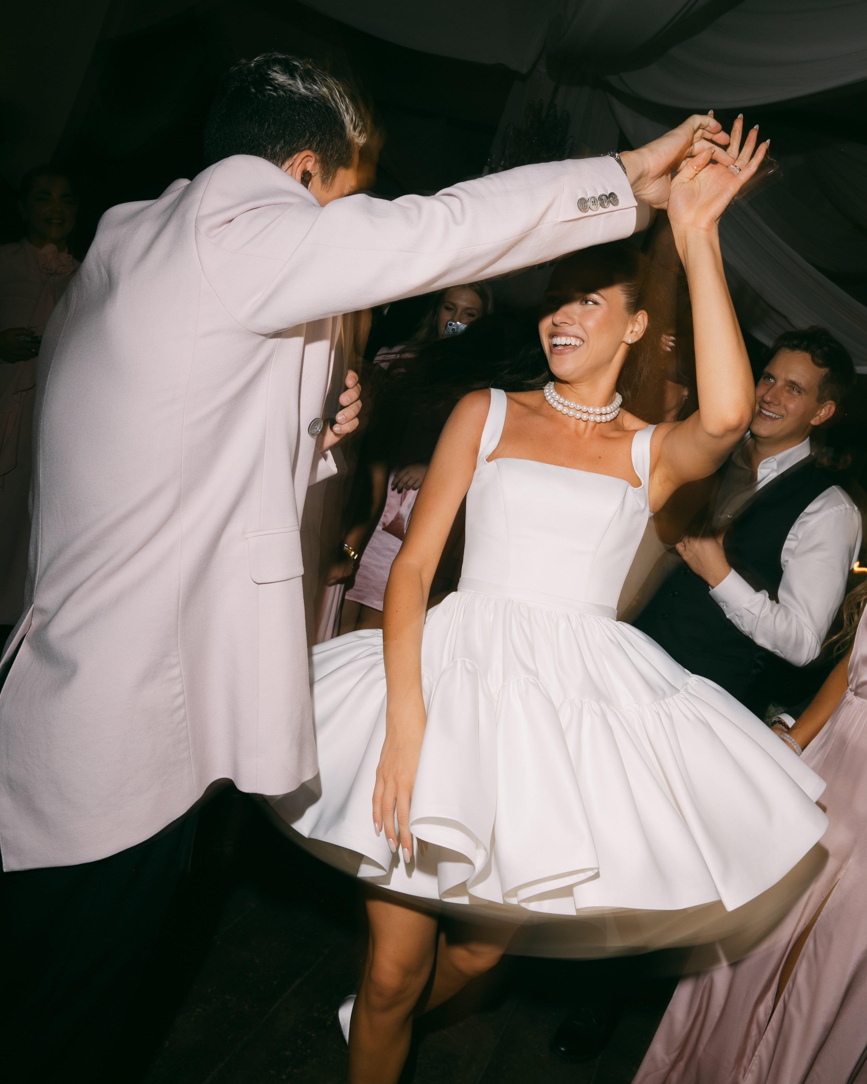 Dvigubas perlų vėrinys INIDĖ