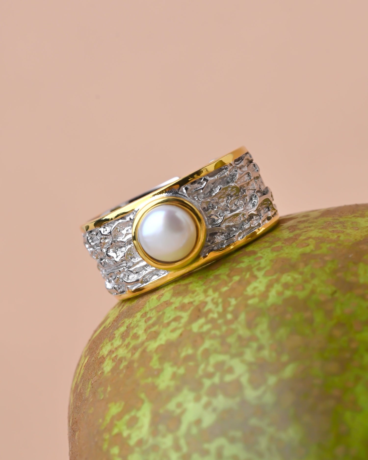 Ring AVA