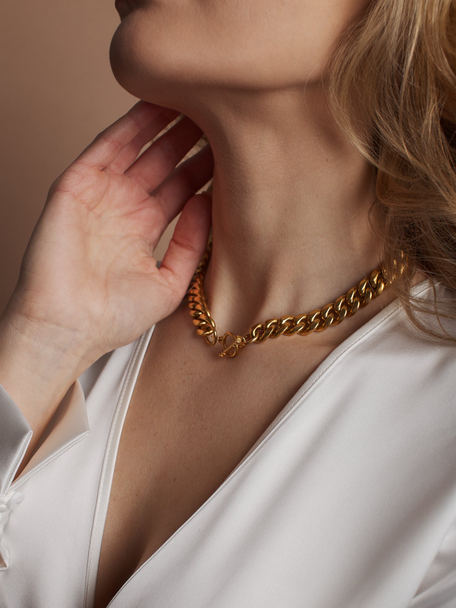 Transformable chain HELENA