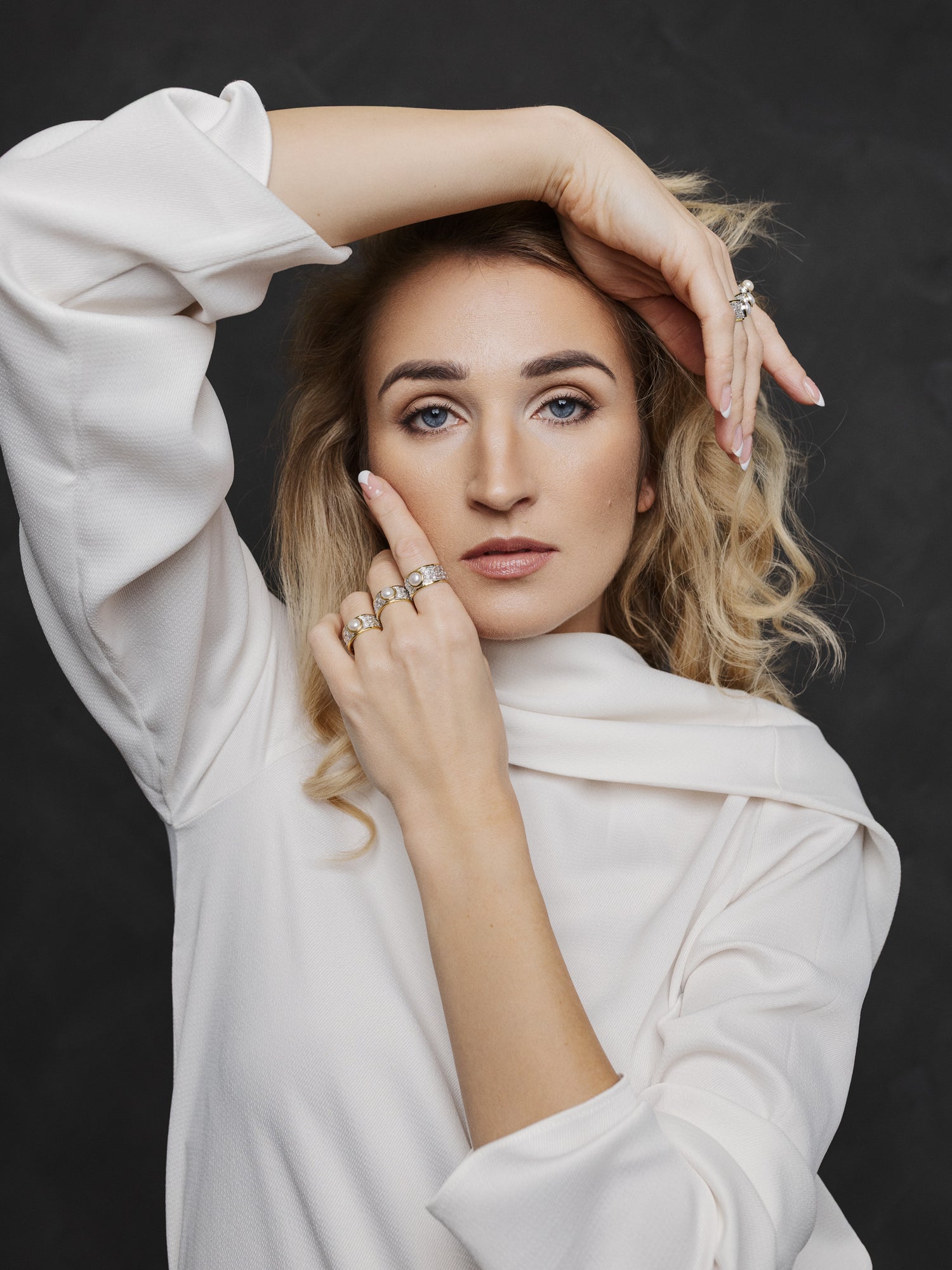 Ring AVA