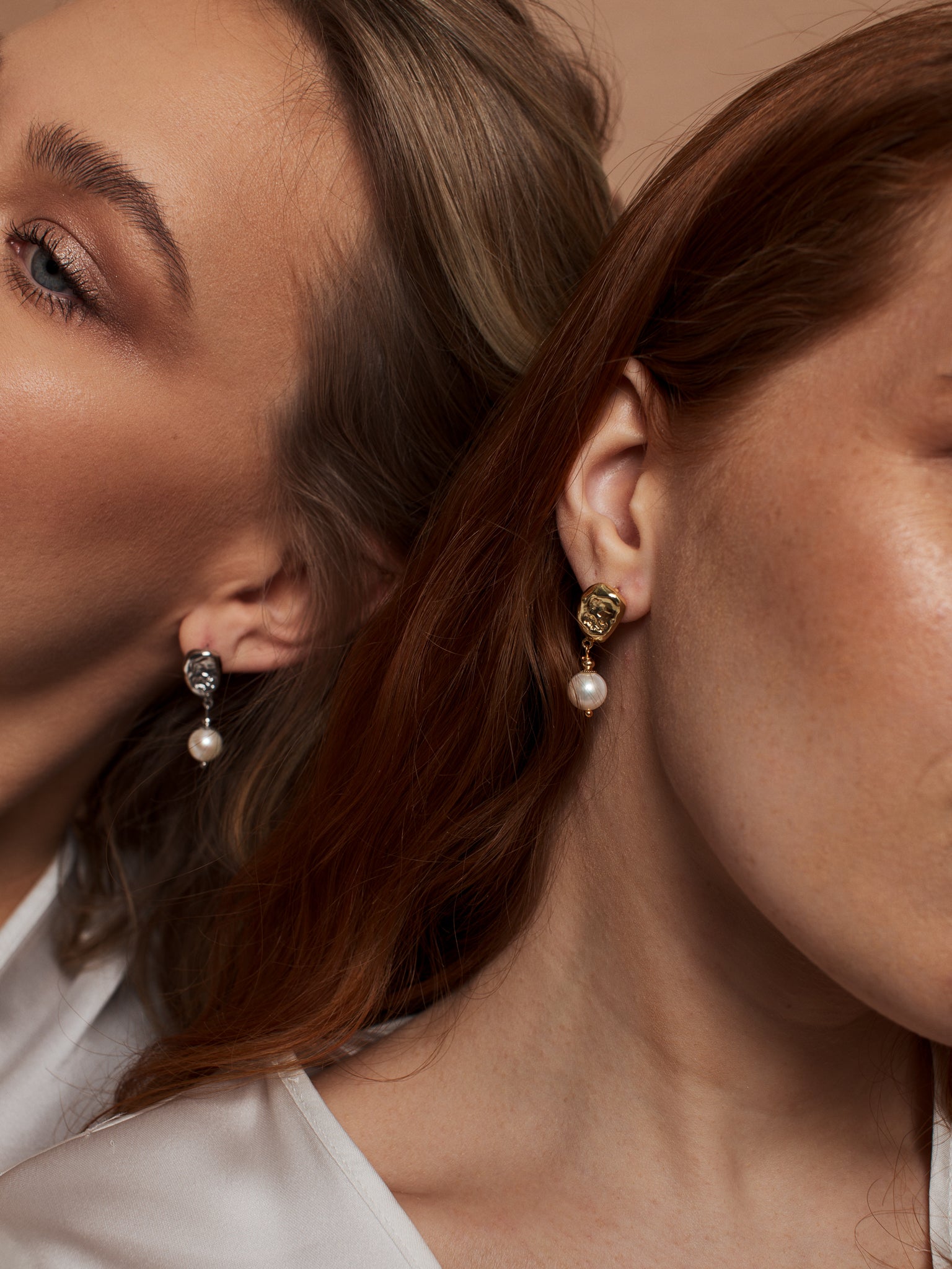 kabantys auskarai su perlais moterims