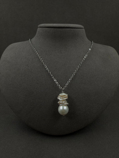 Pearl Pendant Necklace | NINA