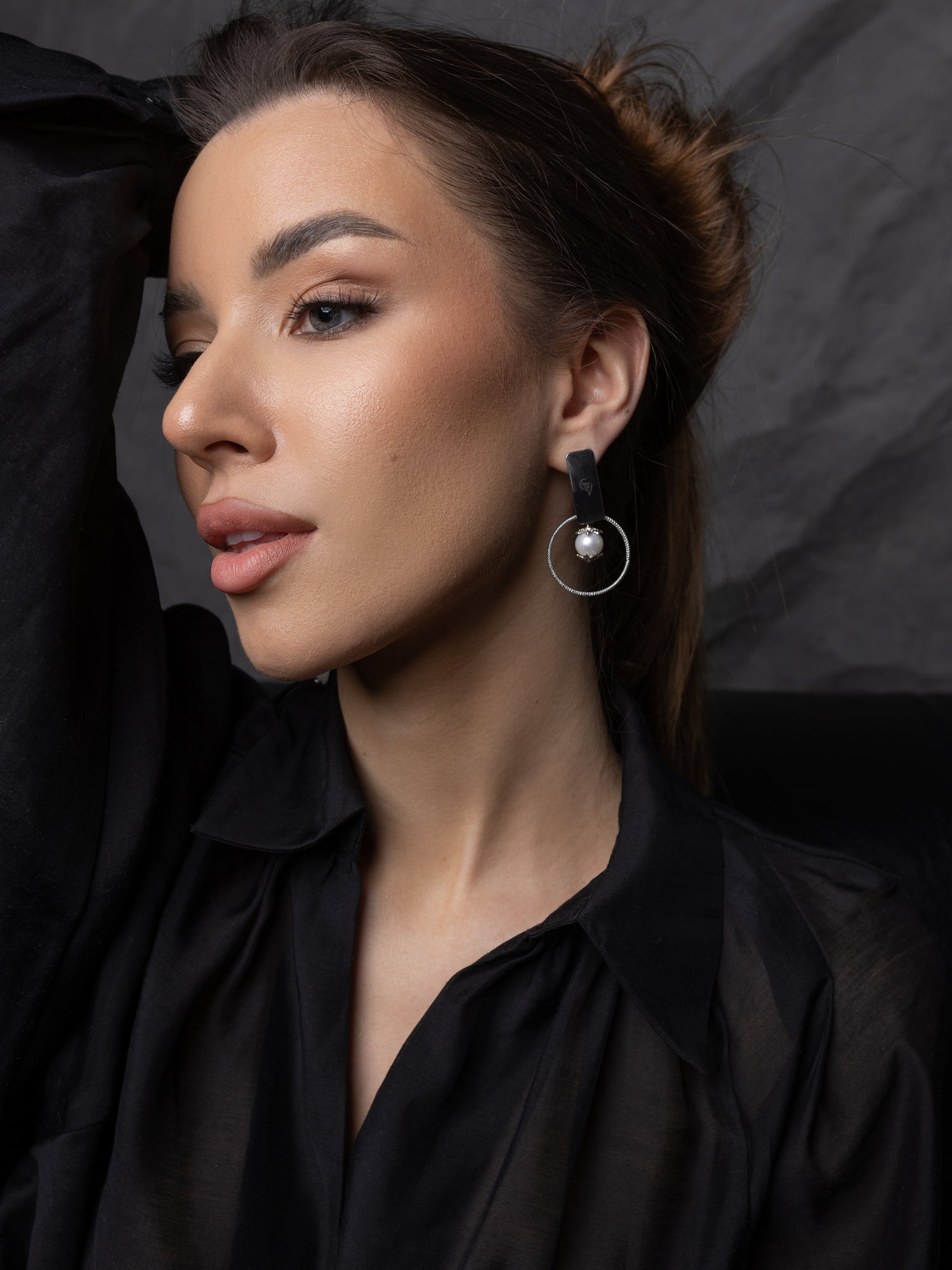 Auskarai AMIRA