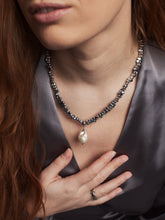 Silver necklace with hematite and pearls